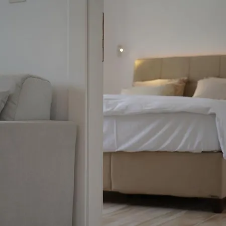 Aparthotel Bella Vista & Benitses (Corfu)