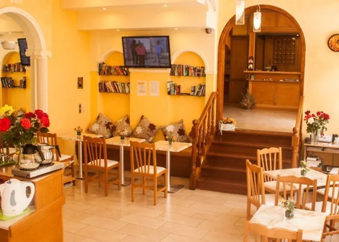 Hotel apartamentowy Bella Vista & 2*
