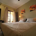 Bella Vista Studios&apartments 2*