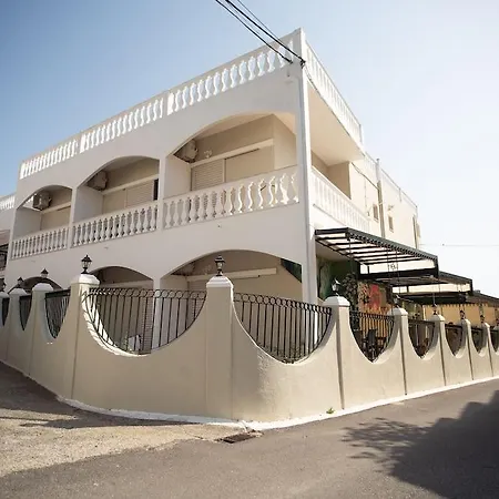 Bella Vista & פארגה