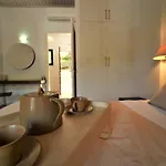 Bella Vista & 2*