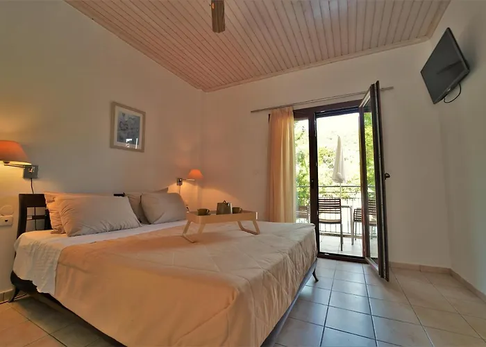 Bella Vista & Aparthotel Parga