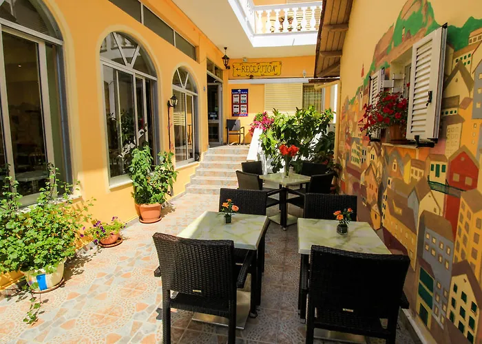 Bella Vista & Aparthotel 2*
